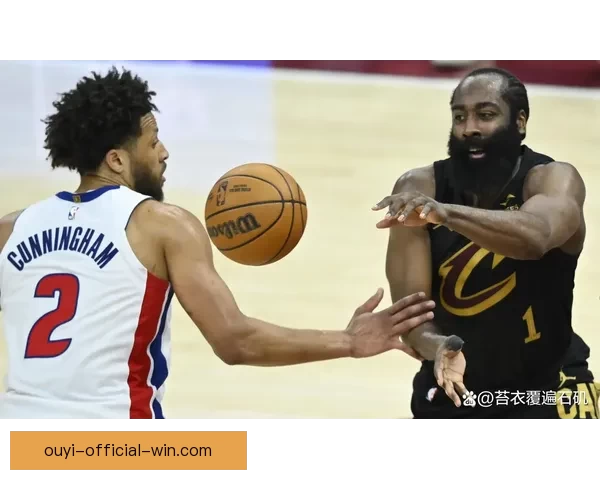 哈登连两场送14助攻成骑士队史第六人 莫布利创赛季新高砍34分17篮板 哈登连两场送14助攻成骑士队史第六人 莫布利创赛季新高砍34分17篮板